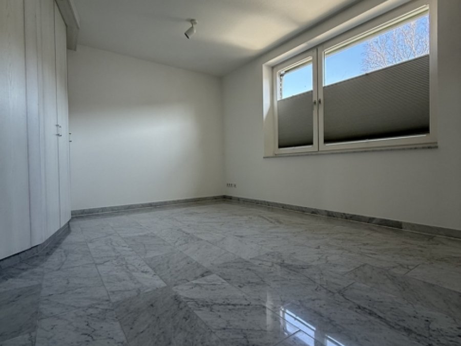 Schlafzimmer_mit_Einbauschrank