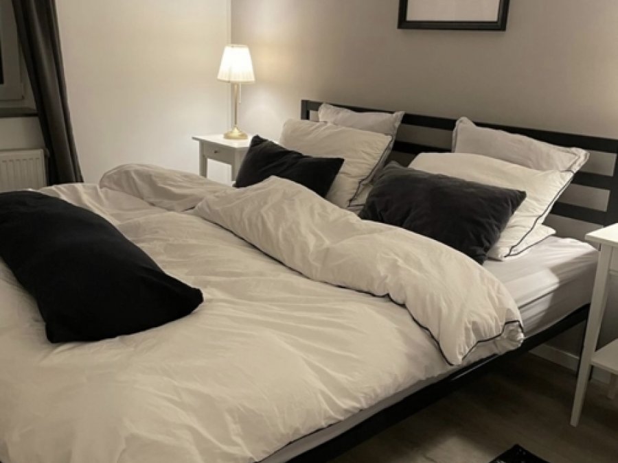 Top sanierte EG-Wohnung in SG-Ohligs mit unverbaubarer Lage

Nähe ehemaliger St.-Lukas-Klinik