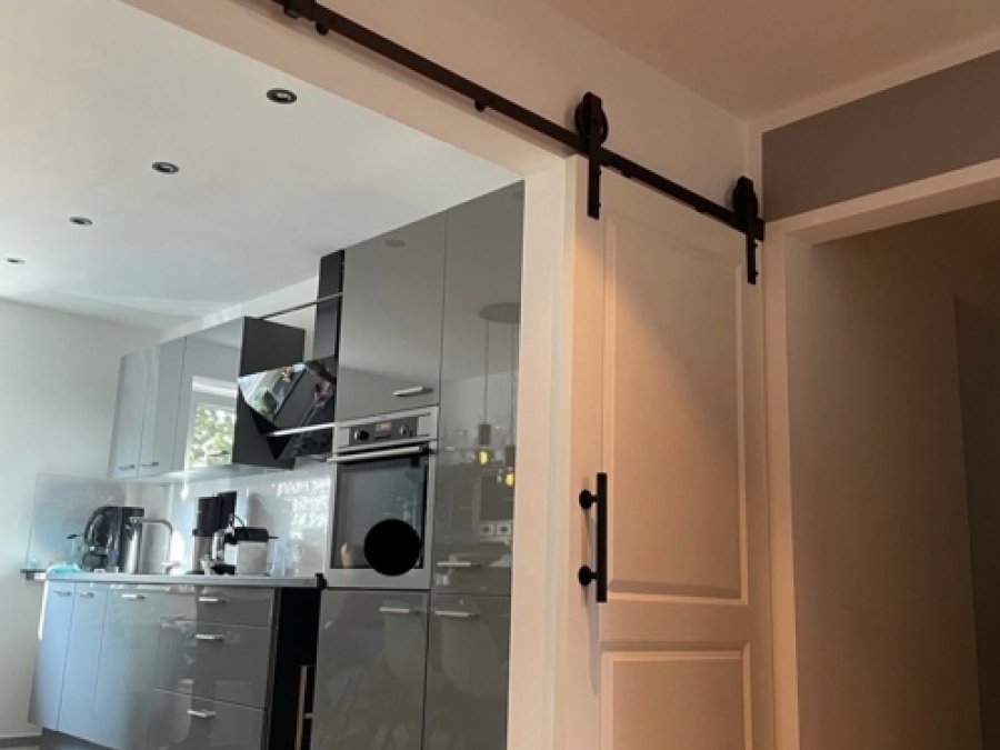 Top sanierte EG-Wohnung in SG-Ohligs mit unverbaubarer Lage

Nähe ehemaliger St.-Lukas-Klinik