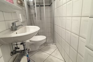 Duschbad im Souterrain